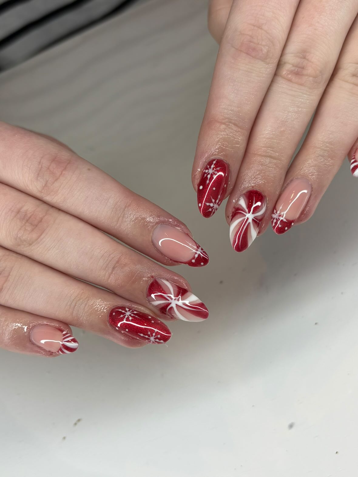 Luksus manicure med hvid og guld tema - Nails by Bella
